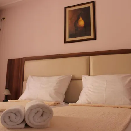 Velzon Penzion 3*
