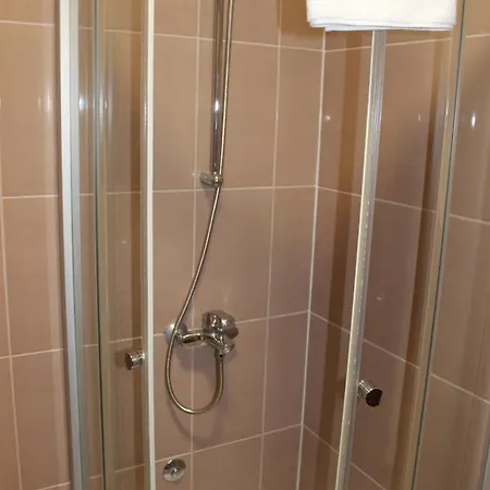 Penzion Velzon 3*