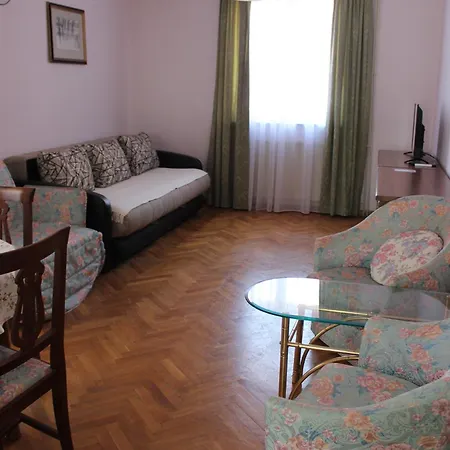 Penzion Velzon Budva