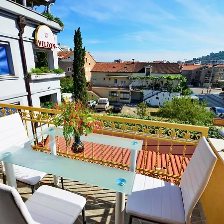 Velzon Budva